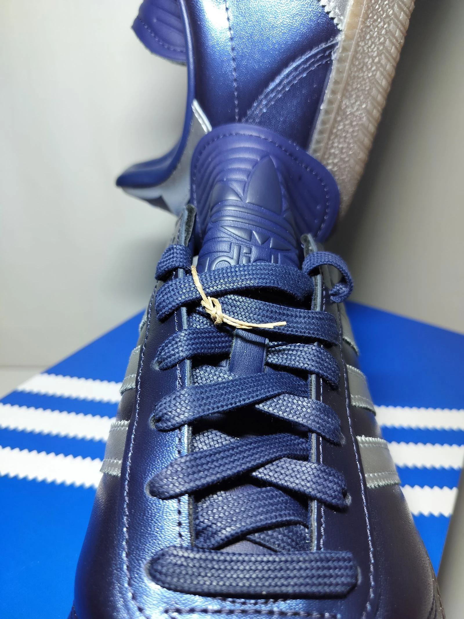 Adidas Samba New 43 Sneakers Original Unisex Femmes Hommes Tenue Tendance Vintage Premium Rétro Y2K – photo 17